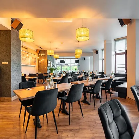 Diament Hotel 3*