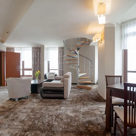 Hotel Diament